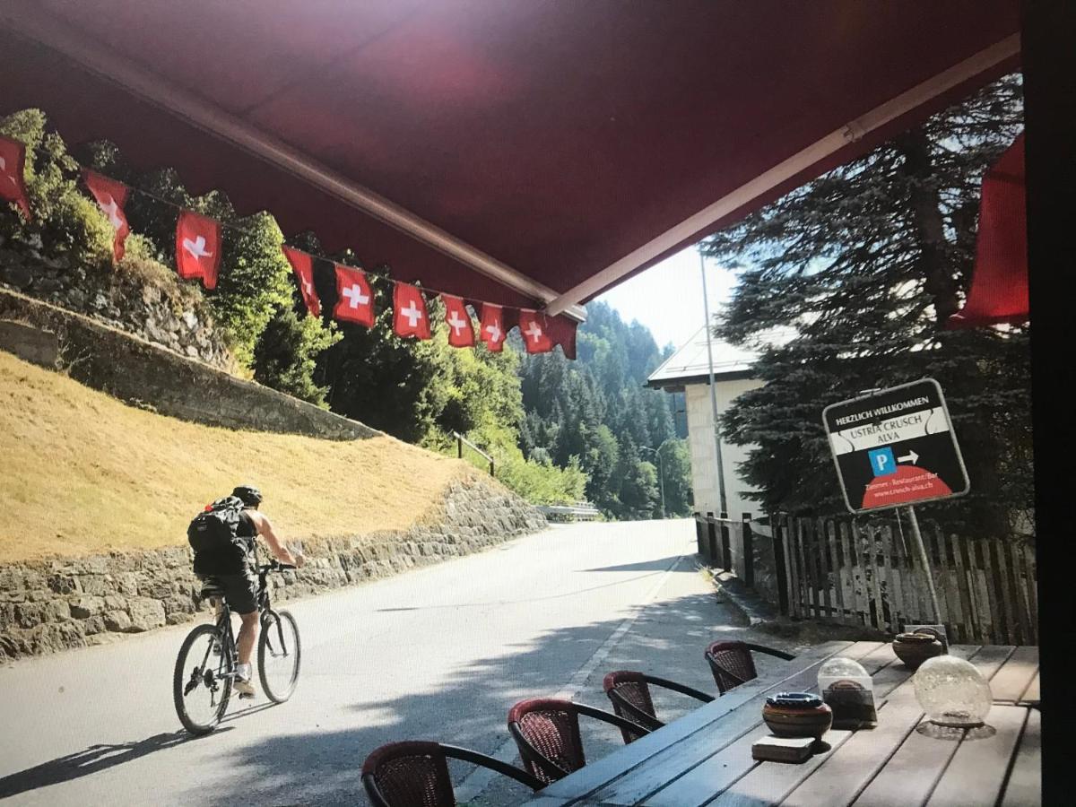 Tavanasa Alte Post Mit Geschichte Und Restaurant 아파트 외부 사진